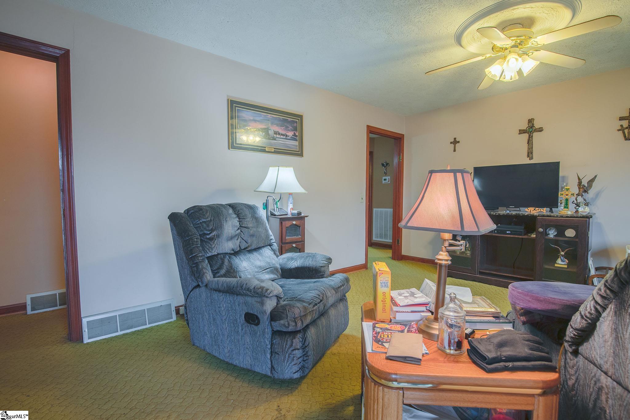 513 Tolar Road Travelers Rest, SC 29690 - Photo 6 of 19 Gallery Image 6