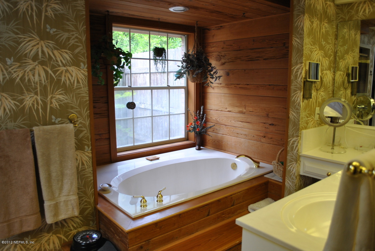 8212 Shady Grove Road Jacksonville, FL 32256 - Photo 14 of 48 Master Bath #1