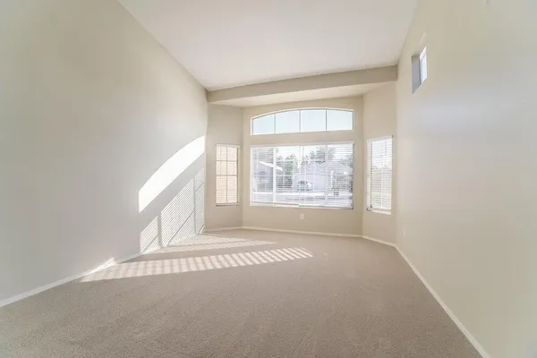 $2,815 | 834 East Whitten Street, Chandler, AZ 85225