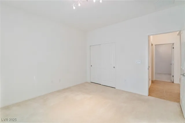 $2,000 | 7922 North Crested Starling Court, North Las Vegas, NV 89084