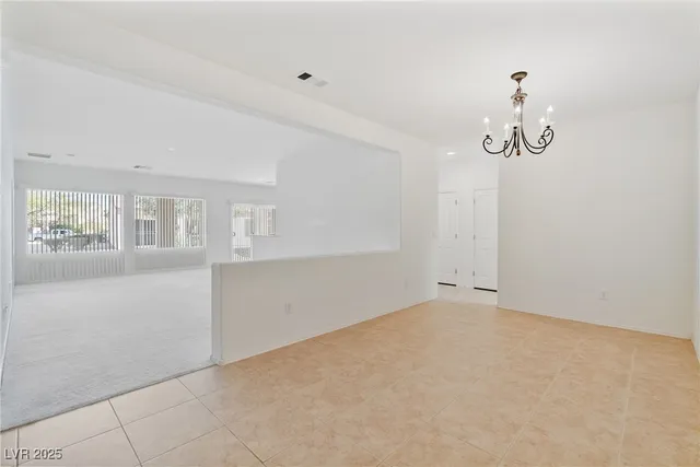 $2,000 | 7922 North Crested Starling Court, North Las Vegas, NV 89084