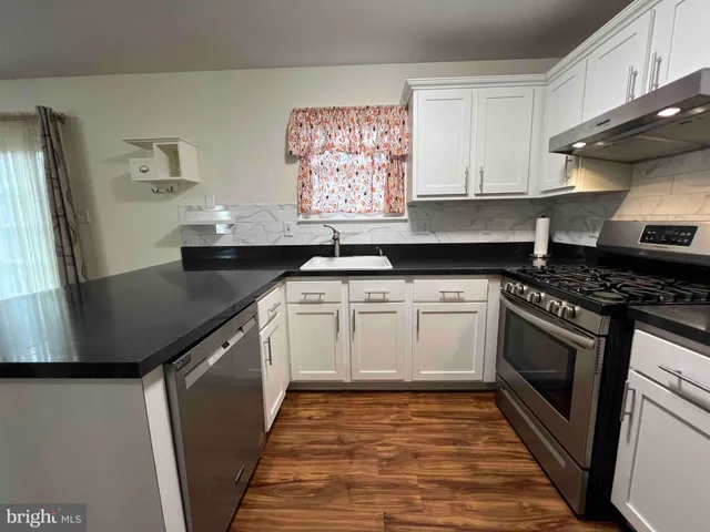 $1,990 | 6247 Spring Knoll Drive, Harrisburg, PA 17111