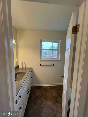 $1,990 | 6247 Spring Knoll Drive, Harrisburg, PA 17111