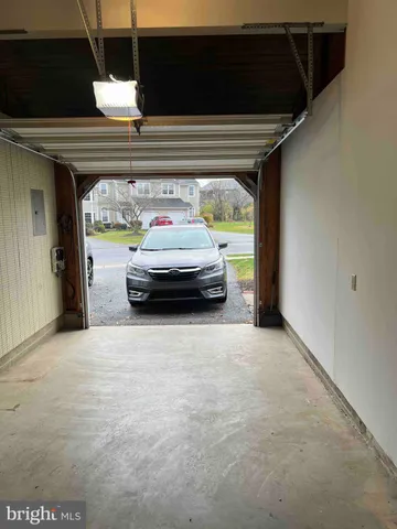 $1,990 | 6247 Spring Knoll Drive, Harrisburg, PA 17111