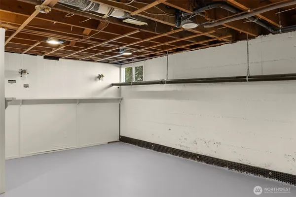 $999,000 | 13703 Palatine Avenue North, Seattle, WA 98133