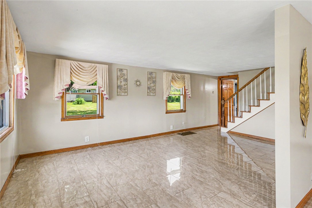 3302 Stiles Road Van Buren, NY 13209 - Photo 4 of 37