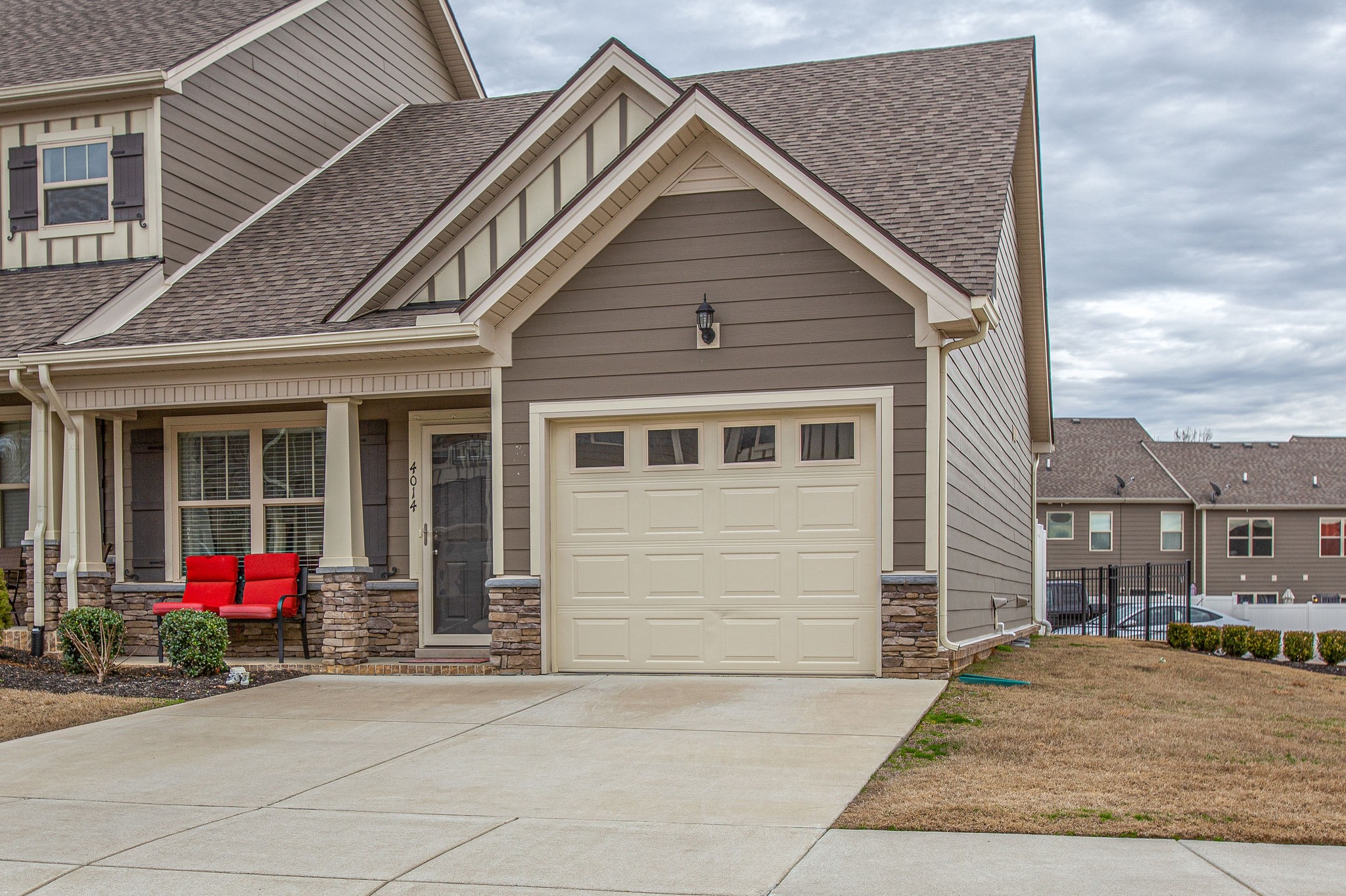 4014 Commons Drive Spring Hill, TN 37174 - Photo 2 of 27 Gallery Image 2