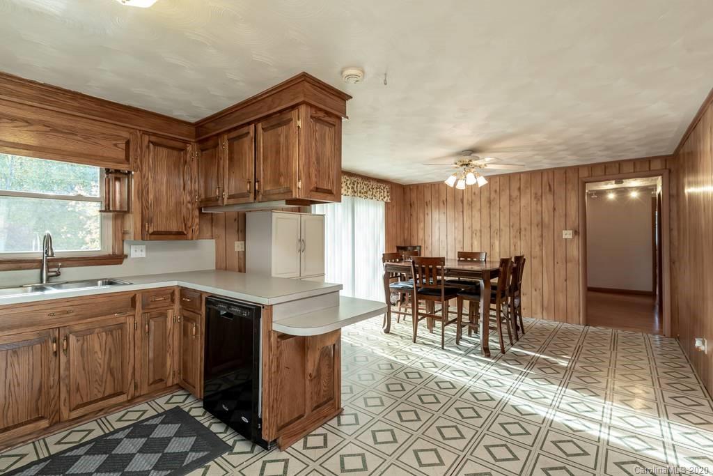 829 Sam Hefner Road Taylorsville, NC 28681 - Photo 20 of 46 Gallery Image 20