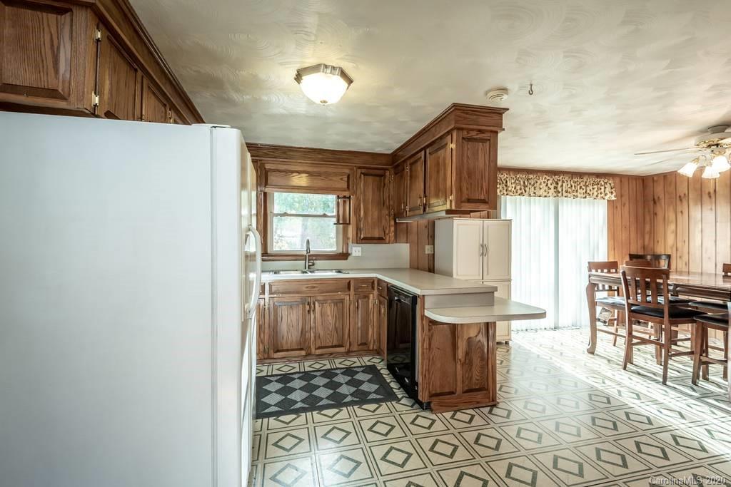 829 Sam Hefner Road Taylorsville, NC 28681 - Photo 22 of 46 Gallery Image 22