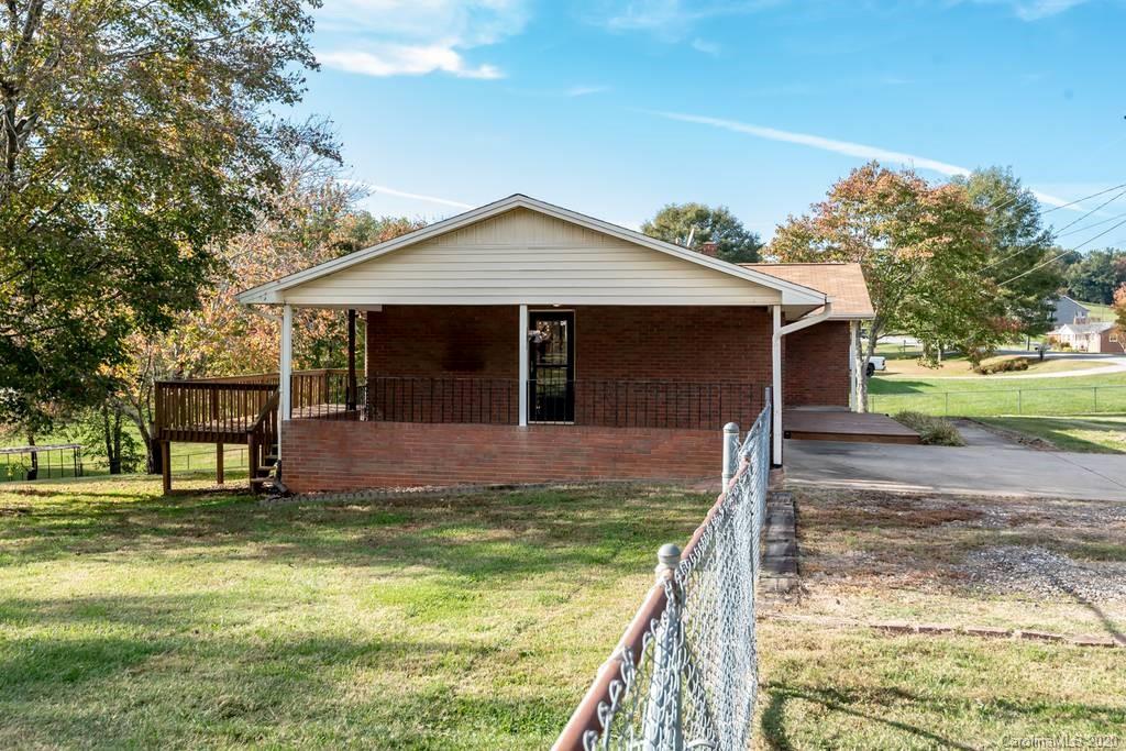 829 Sam Hefner Road Taylorsville, NC 28681 - Photo 5 of 46 Gallery Image 5