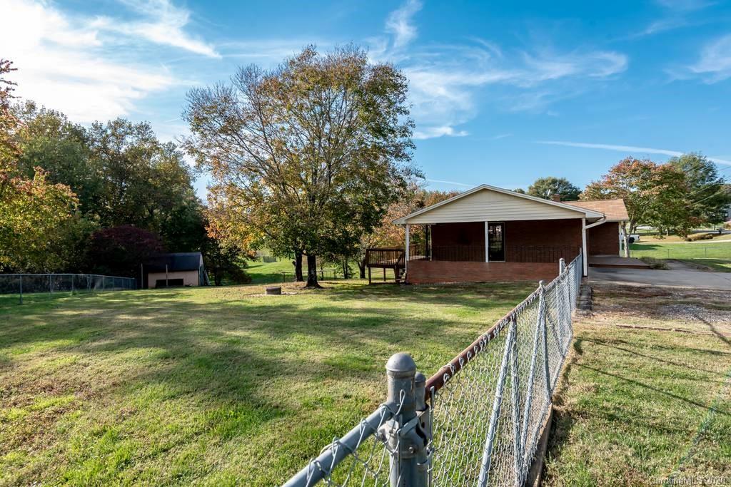 829 Sam Hefner Road Taylorsville, NC 28681 - Photo 6 of 46 Gallery Image 6