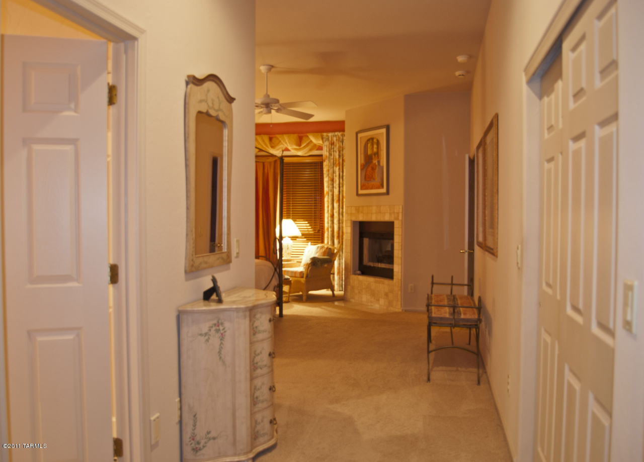 5259 North Ridge Spring Place Tucson, AZ 85749 - Photo 13 of 32 Gallery Image 13