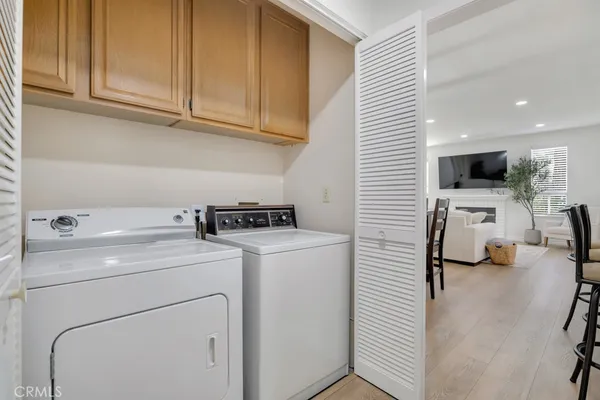 $649,000 | 272 Fieldstone Way, Unit A, Simi Valley, CA 93065
