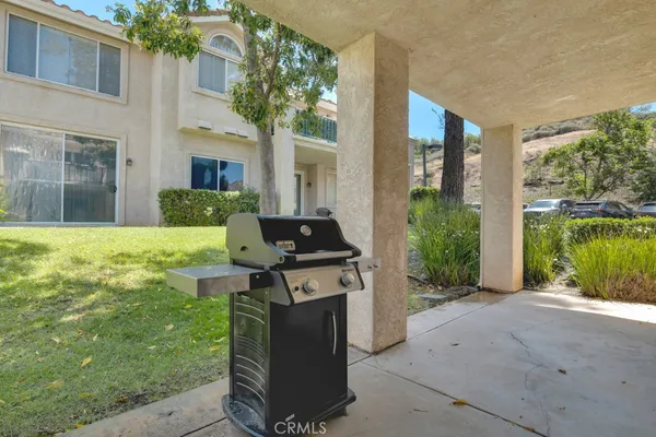 $649,000 | 272 Fieldstone Way, Unit A, Simi Valley, CA 93065