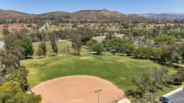$649,000 | 272 Fieldstone Way, Unit A, Simi Valley, CA 93065
