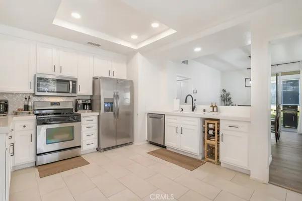 $649,000 | 272 Fieldstone Way, Unit A, Simi Valley, CA 93065
