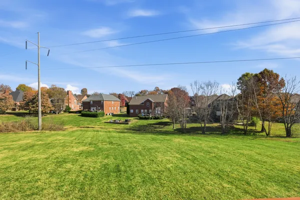 $849,999 | 2062 North Amber Drive, Spring Hill, TN 37174