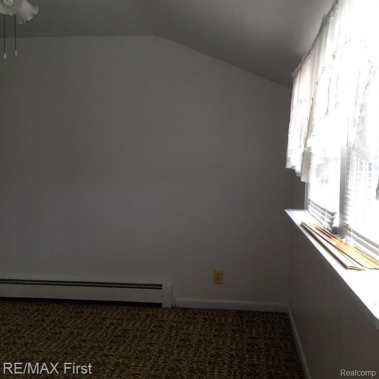 24320 Armada Ridge Road Armada, MI 48005 - Photo 19 of 33