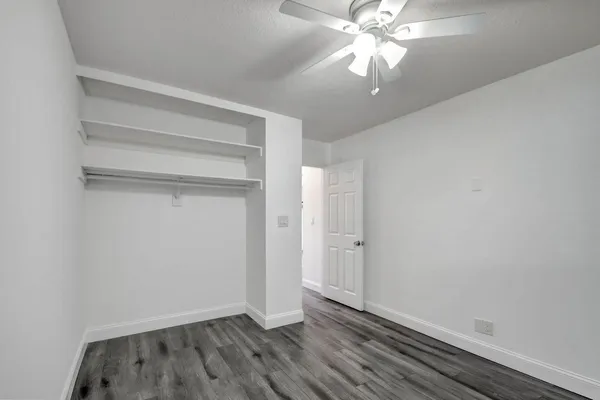 $1,850 | 510 Lake Shore Drive, Unit 20, Lake Park, FL 33403