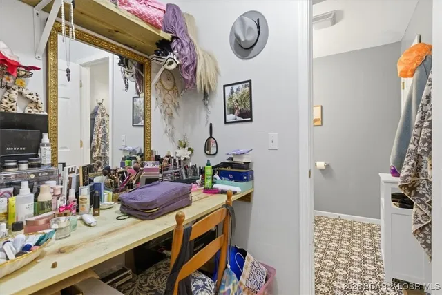 $519,900 | 31268 Dogwood Lane, Rocky Mount, MO 65072