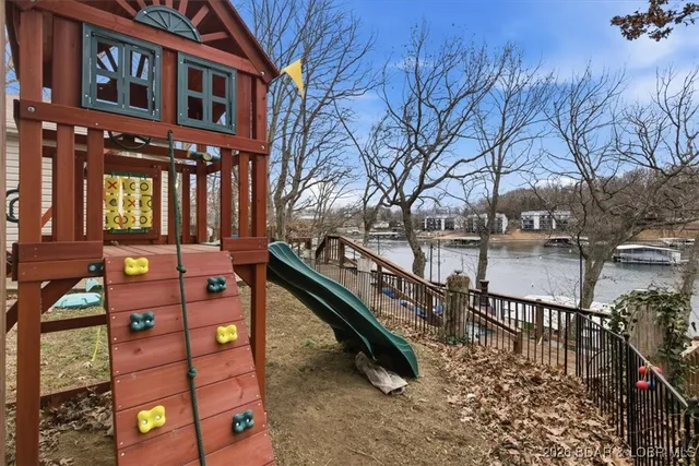 $519,900 | 31268 Dogwood Lane, Rocky Mount, MO 65072