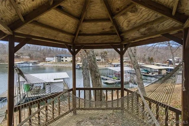 $519,900 | 31268 Dogwood Lane, Rocky Mount, MO 65072