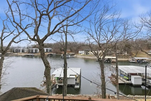 $519,900 | 31268 Dogwood Lane, Rocky Mount, MO 65072