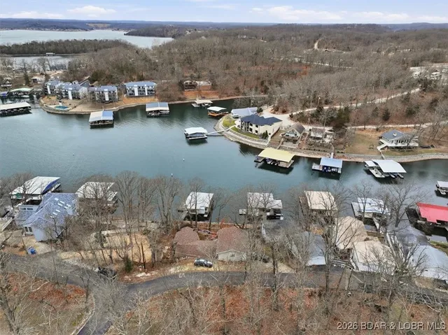 $519,900 | 31268 Dogwood Lane, Rocky Mount, MO 65072