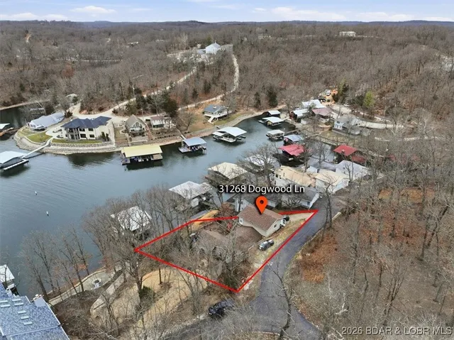 $519,900 | 31268 Dogwood Lane, Rocky Mount, MO 65072