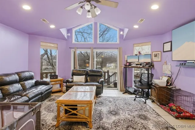 $519,900 | 31268 Dogwood Lane, Rocky Mount, MO 65072