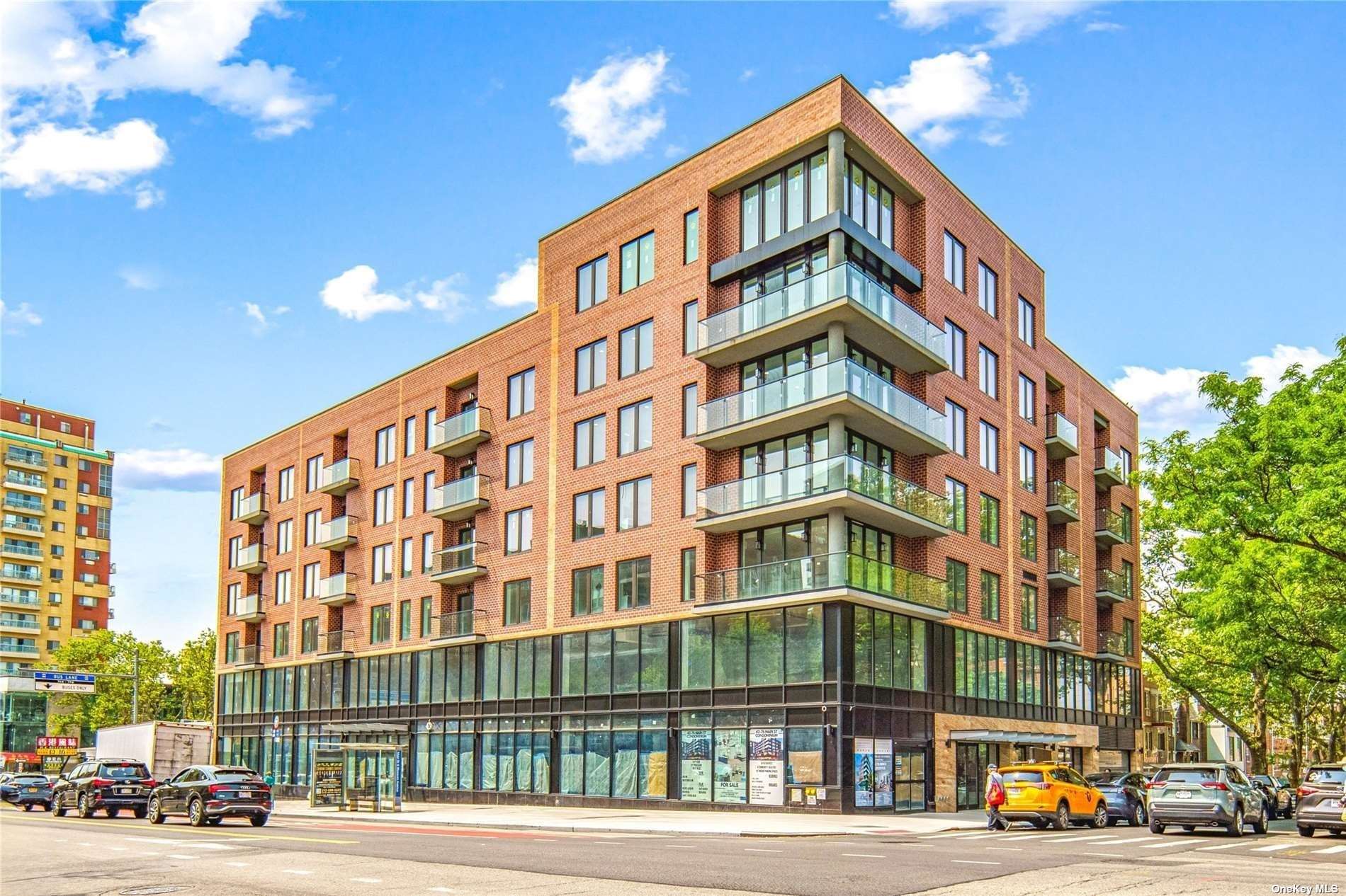 42-80 Main St Unit 5H
