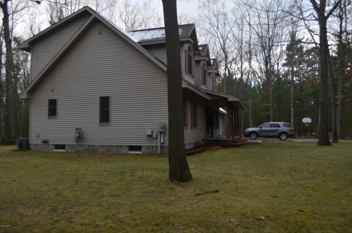 1479 Yoder Road Manistee, MI 49660 - Photo 50 of 54 1809132-49.JPG