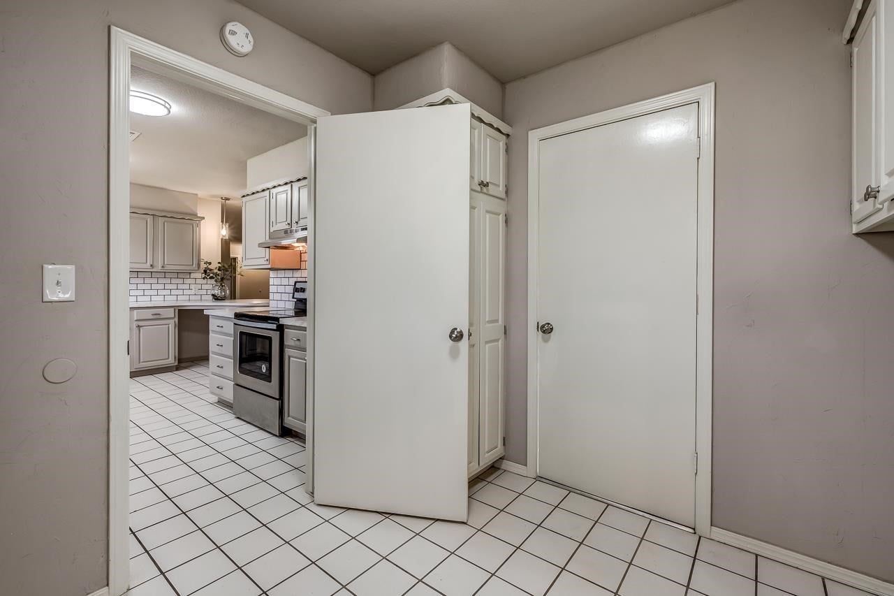1901 Ridgecrest Perry, OK 73077 - Photo 11 of 31 Gallery Image 11