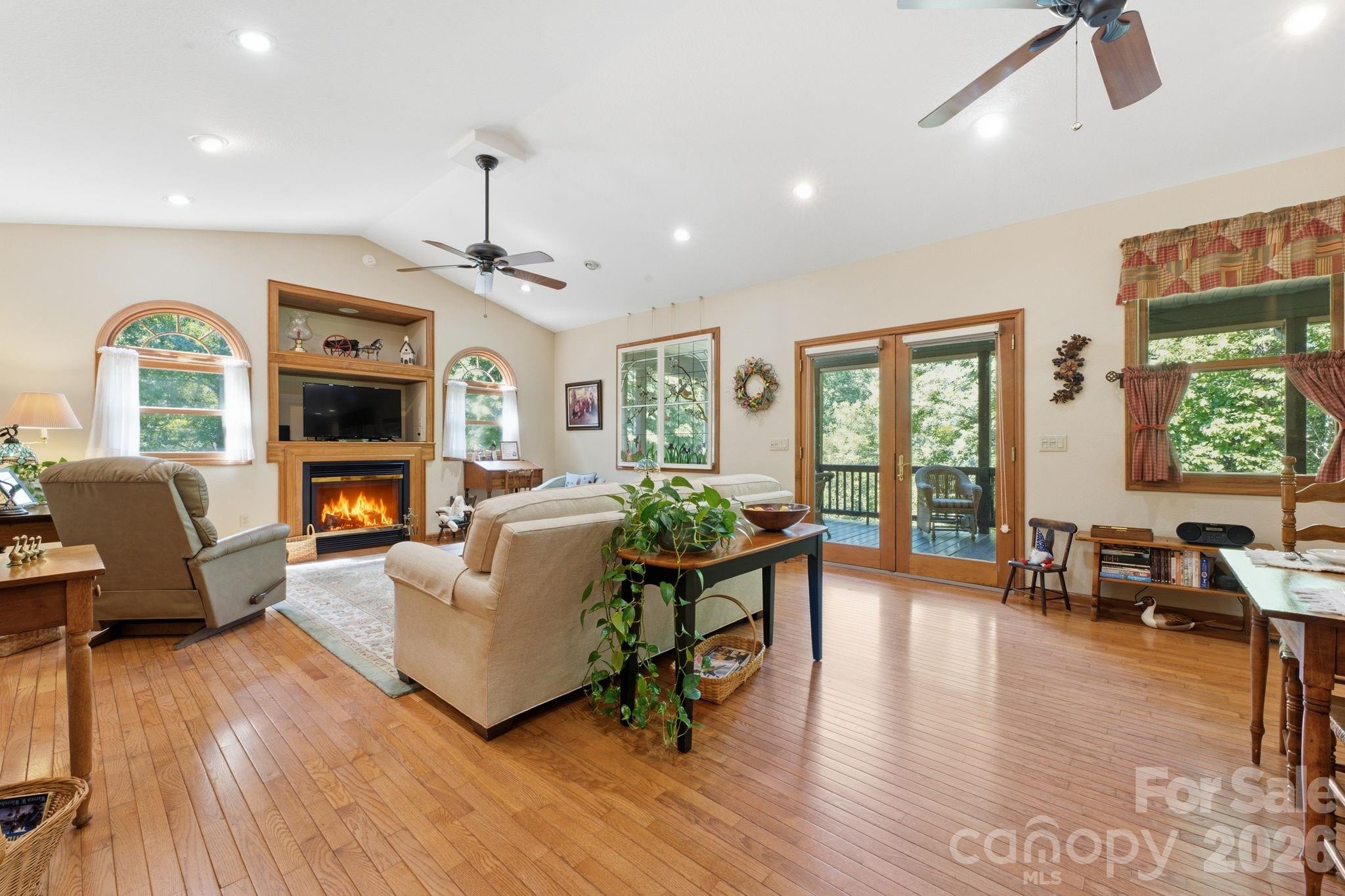 121 Forest Run Road, Unit 121 Whittier, NC 28789 - Photo 26 of 42