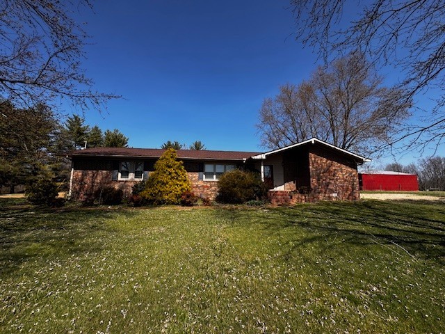442 Shady Grove Road Flintville, TN 37335 - Photo 2 of 44 a view of a house with a yard