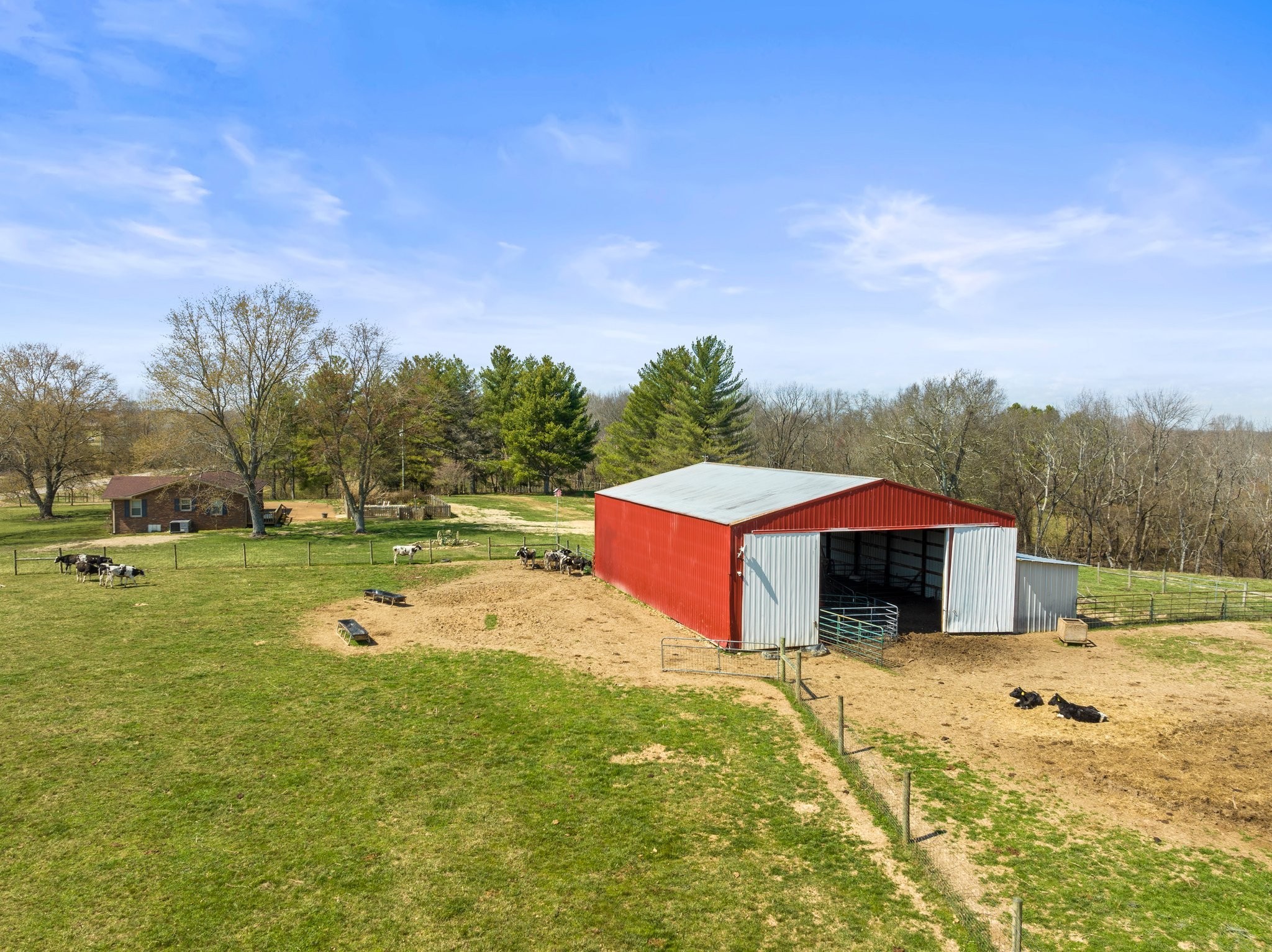 442 Shady Grove Road Flintville, TN 37335 - Photo 38 of 44 a view of a house with a yard and sitting area