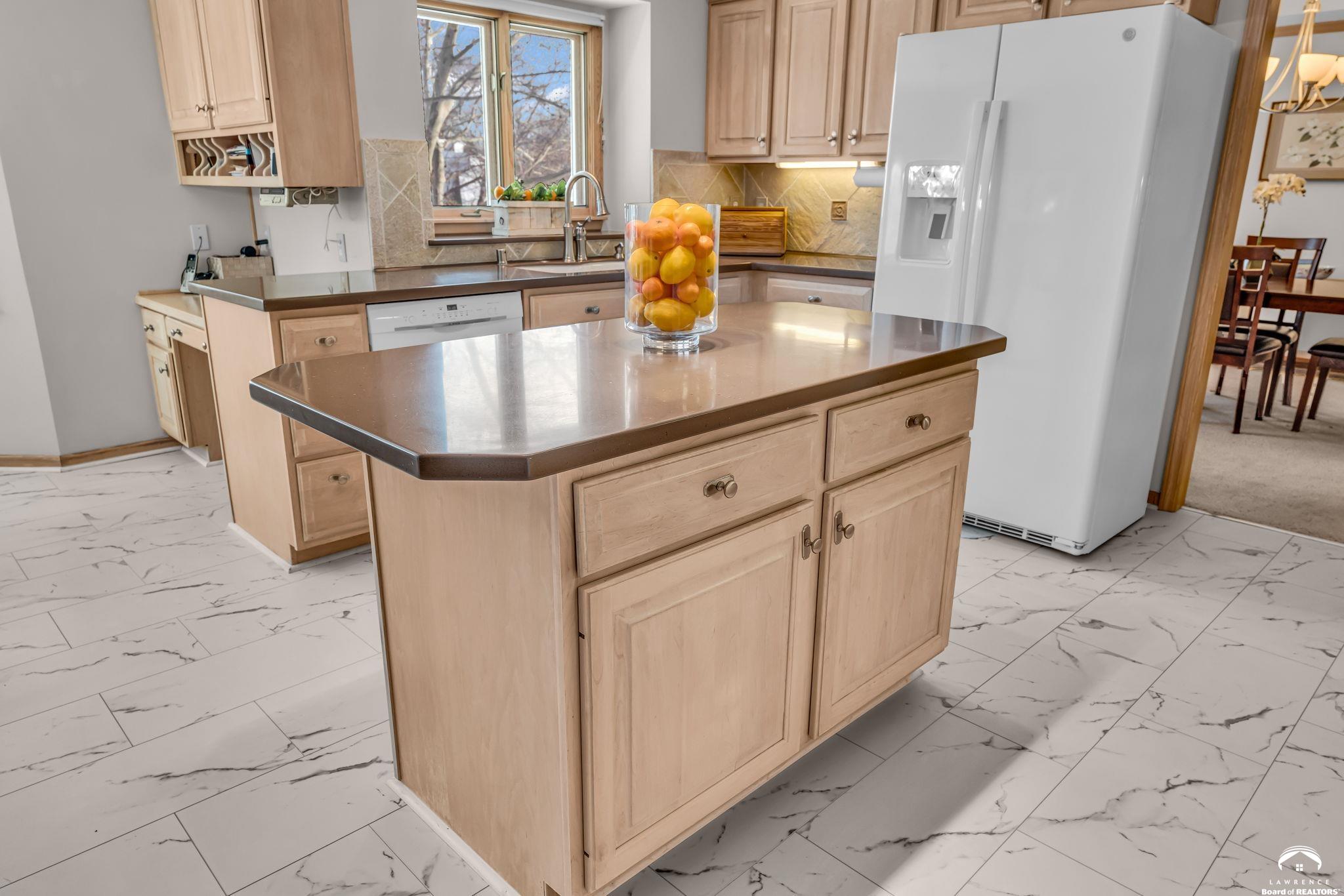 2014 Riviera Court Lawrence, KS 66047 - Photo 13 of 54