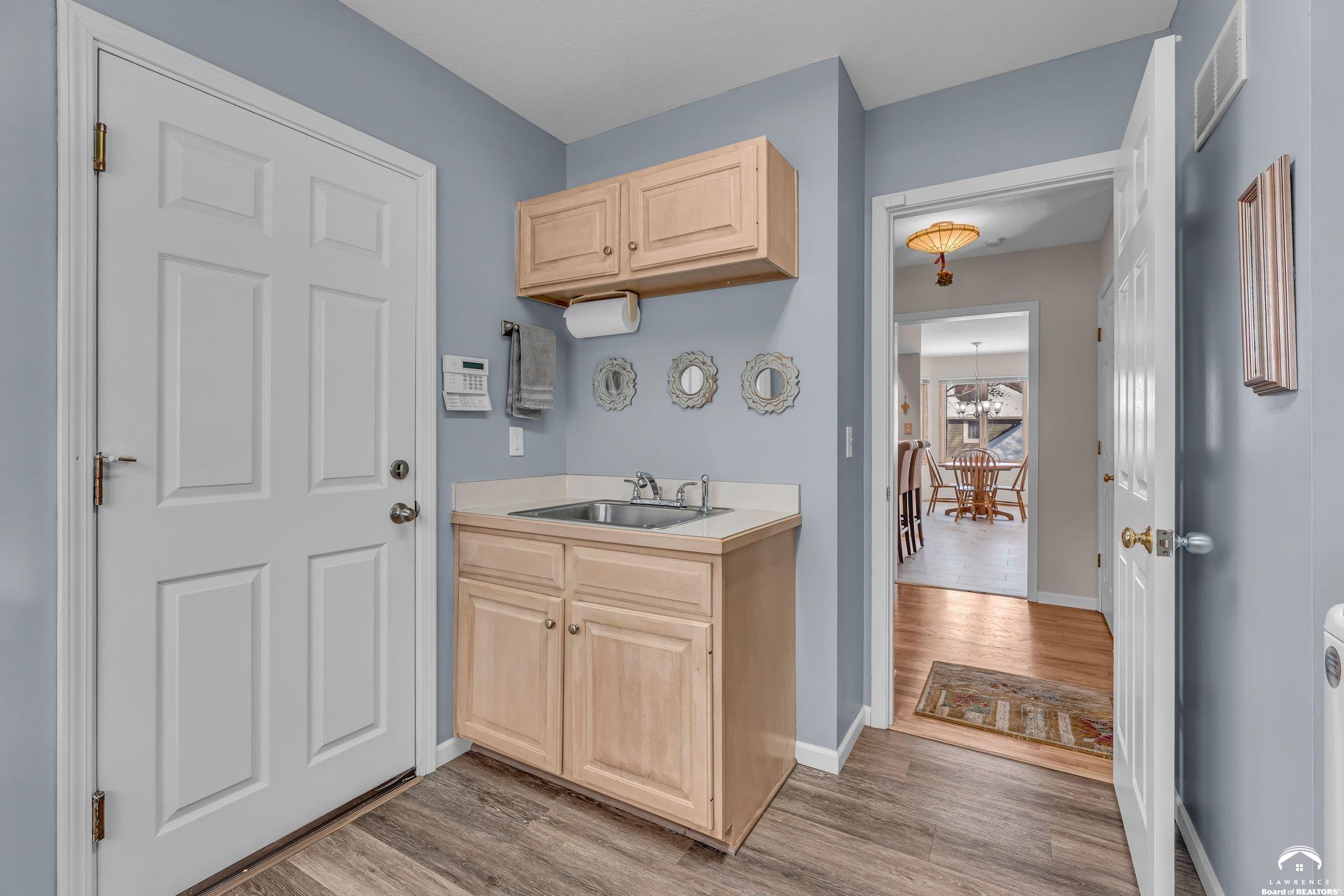 2014 Riviera Court Lawrence, KS 66047 - Photo 20 of 54