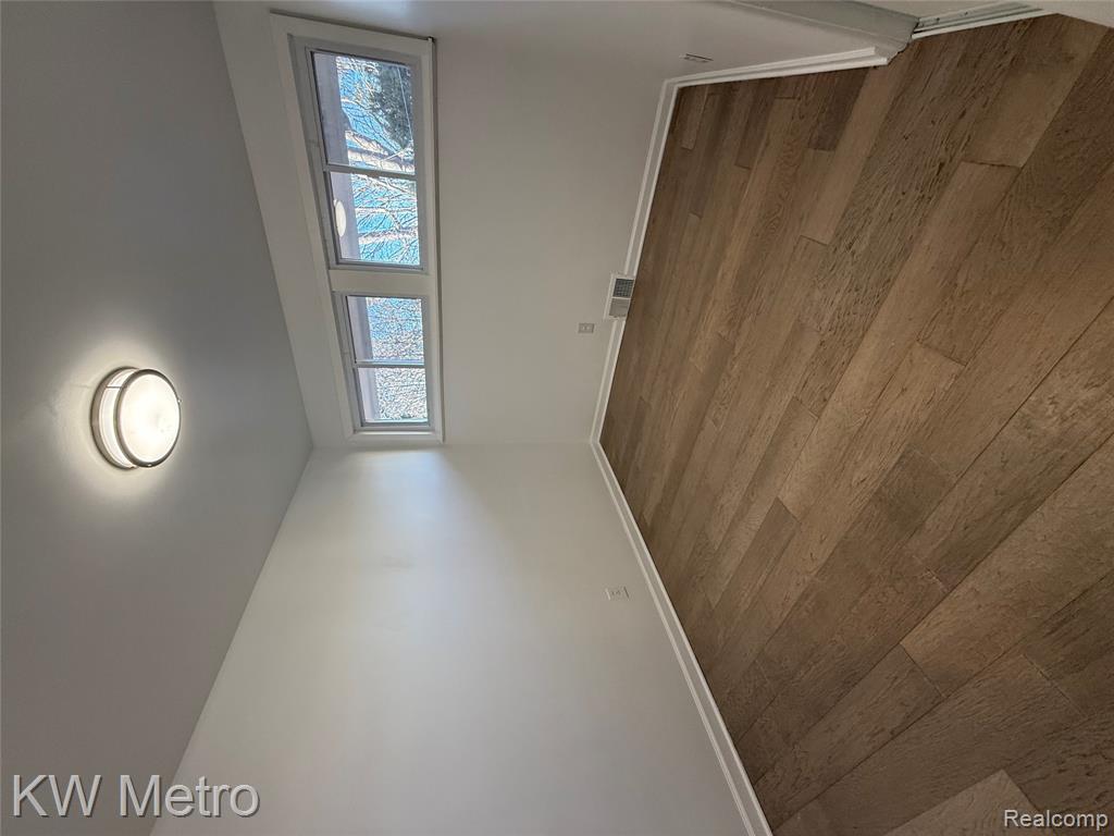 1440 West Square Lake Road Bloomfield Hills, MI 48302 - Photo 11 of 15