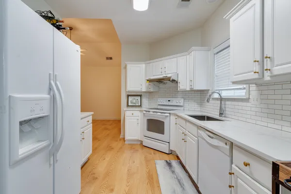 $355,000 | 1415 Down River Drive, Memphis, TN 38103
