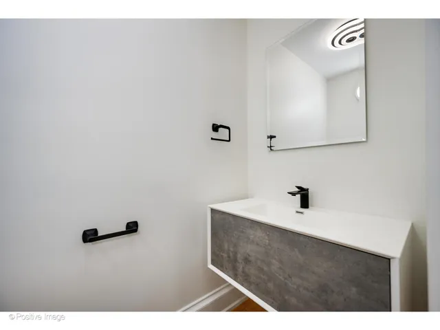 $1,675,000 | 2334 North Oakley Avenue, Chicago, IL 60647