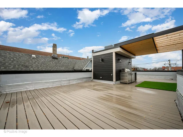 $1,675,000 | 2334 North Oakley Avenue, Chicago, IL 60647