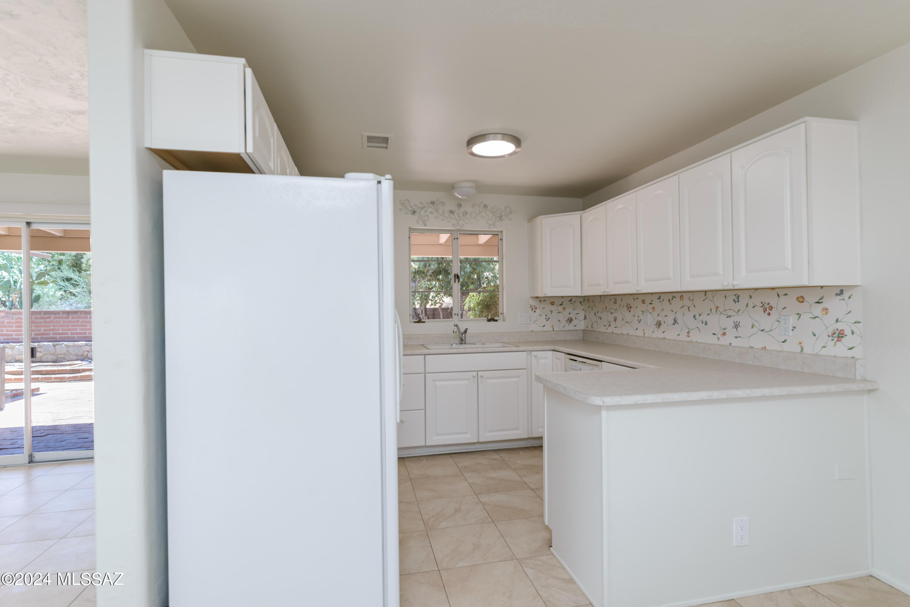 25 West Roma Drive Oro Valley, AZ 85737 - Photo 7 of 35