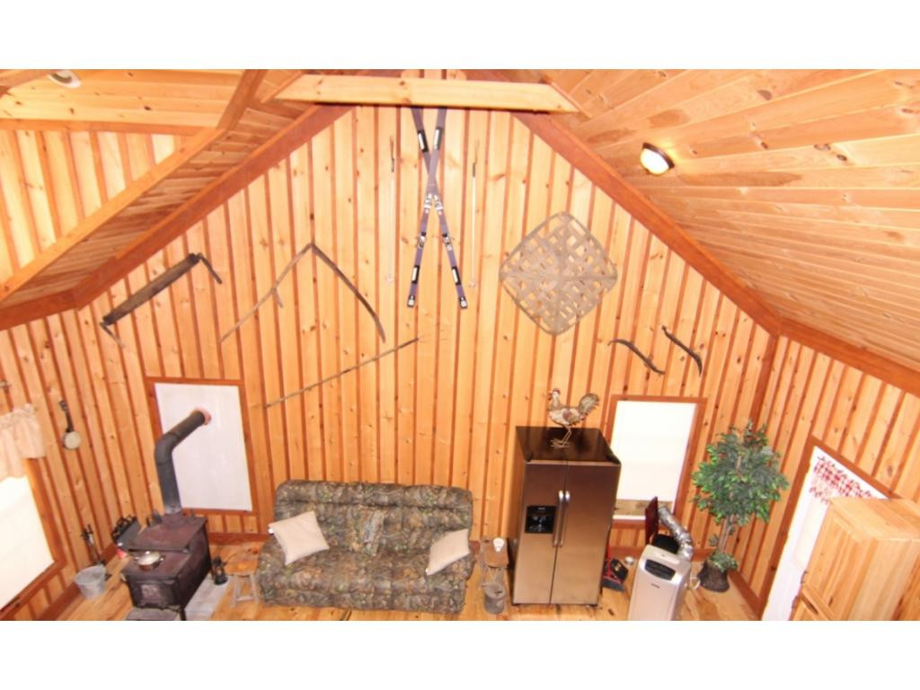 195 Ridge Run Butler, TN 37640 - Photo 8 of 16 Photo 8