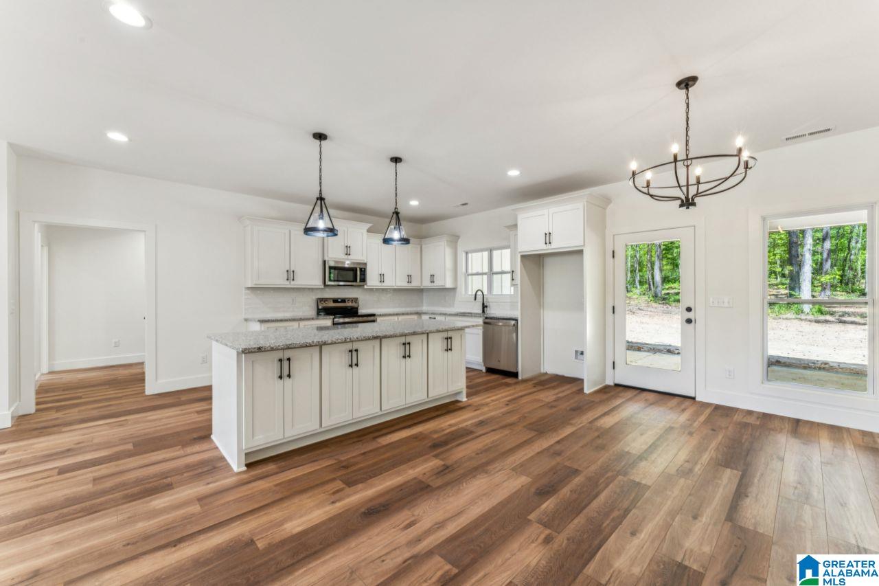 2775 Crawford Cove Road Springville, AL 35146 - Photo 8 of 32