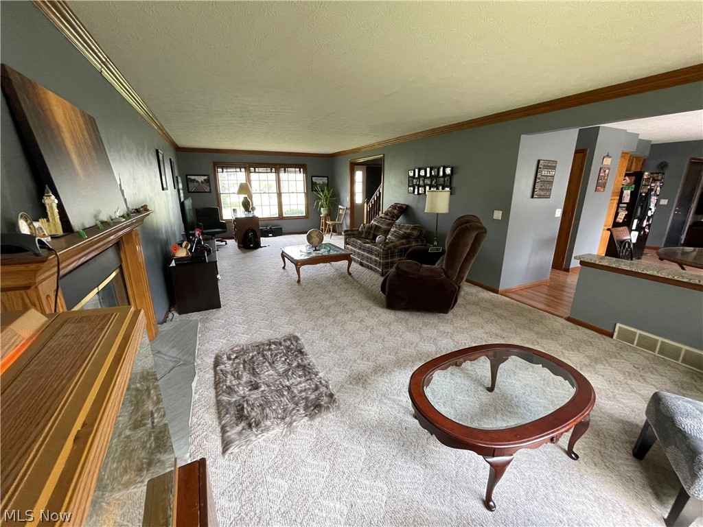 16319 Prospect Road Strongsville, OH 44149 - Photo 6 of 23 Gallery Image 6