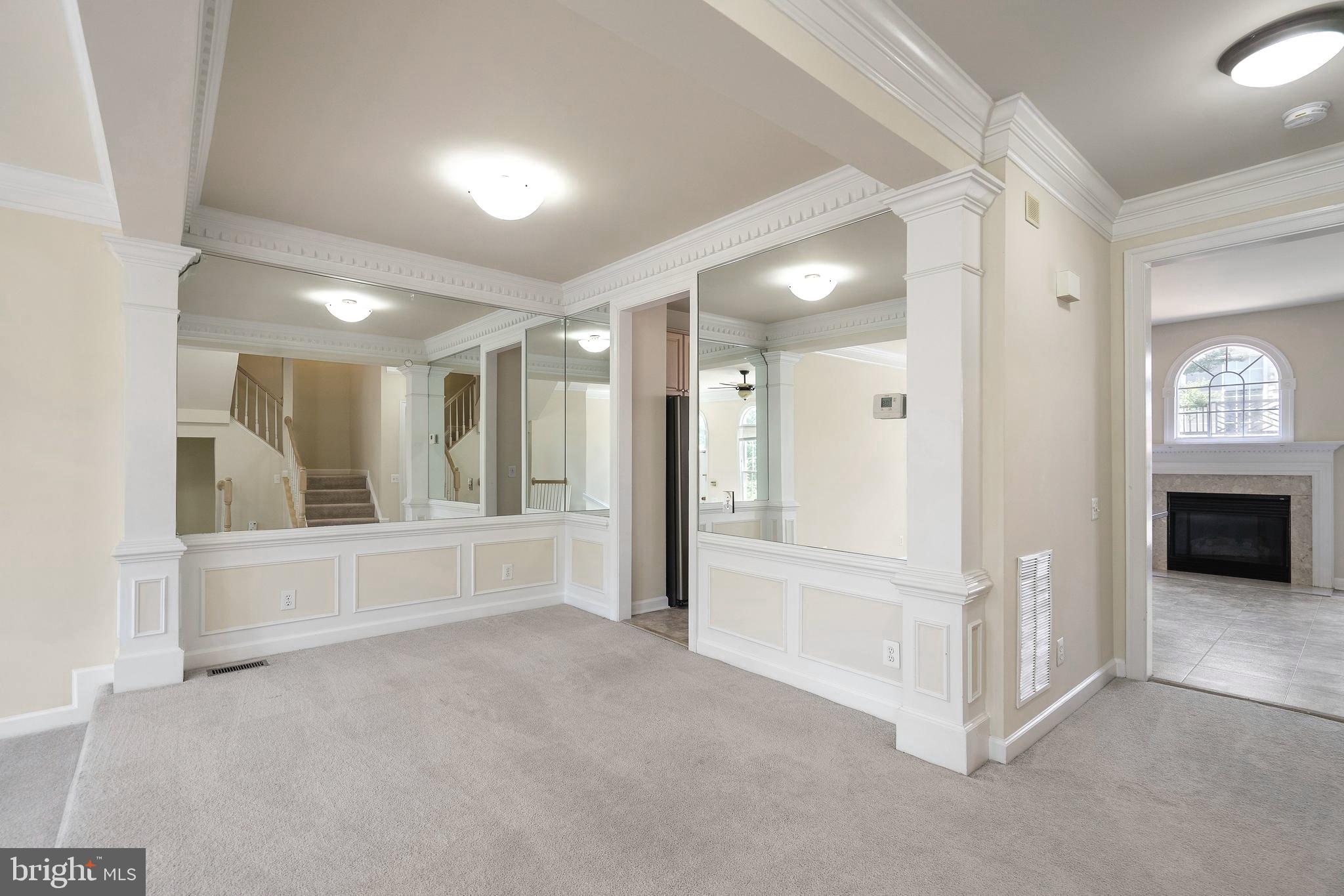 2756 Pembsly Drive Vienna, VA 22181 - Photo 7 of 23