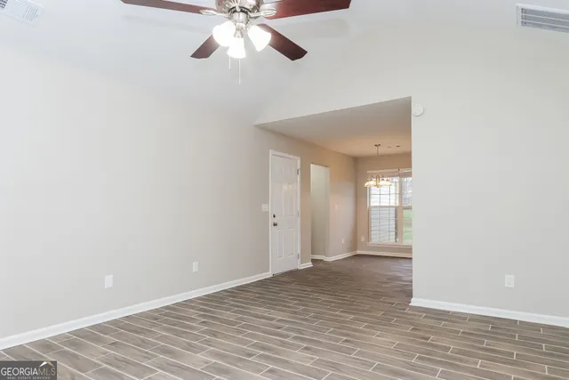 $1,915 | 312 Harris Avenue, Locust Grove, GA 30248