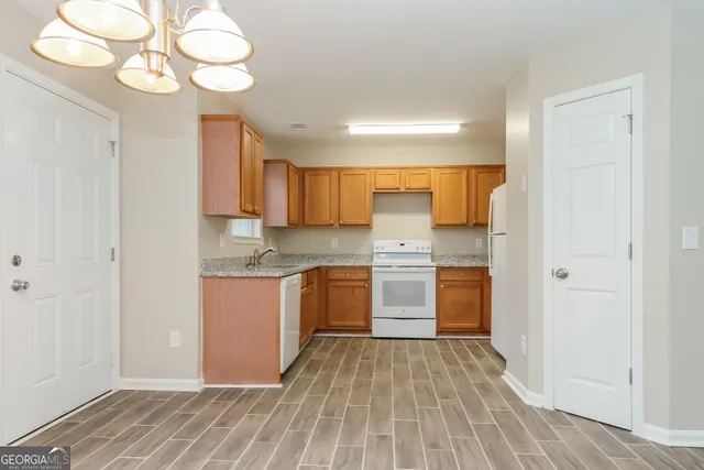 $1,915 | 312 Harris Avenue, Locust Grove, GA 30248