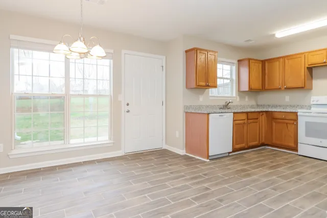 $1,915 | 312 Harris Avenue, Locust Grove, GA 30248